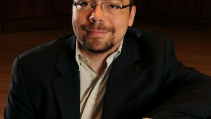 Headshot of Penn State Associate Professor of Piano Christopher Guzman
